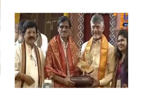 Renowned scientist Dr Dantu Muralikrishna was awarded Kala Ratna Award by Andhra Pradesh Government